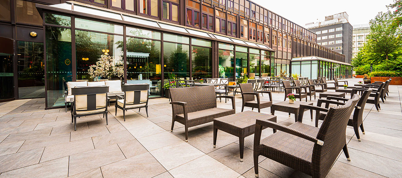 Novotel London West