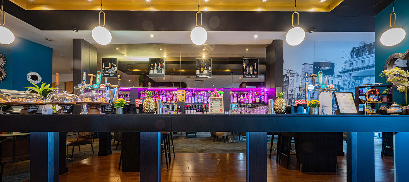 Novotel London West